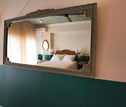 Rastoni Athens Suites near Acropolis at Tsatsou street - image 17