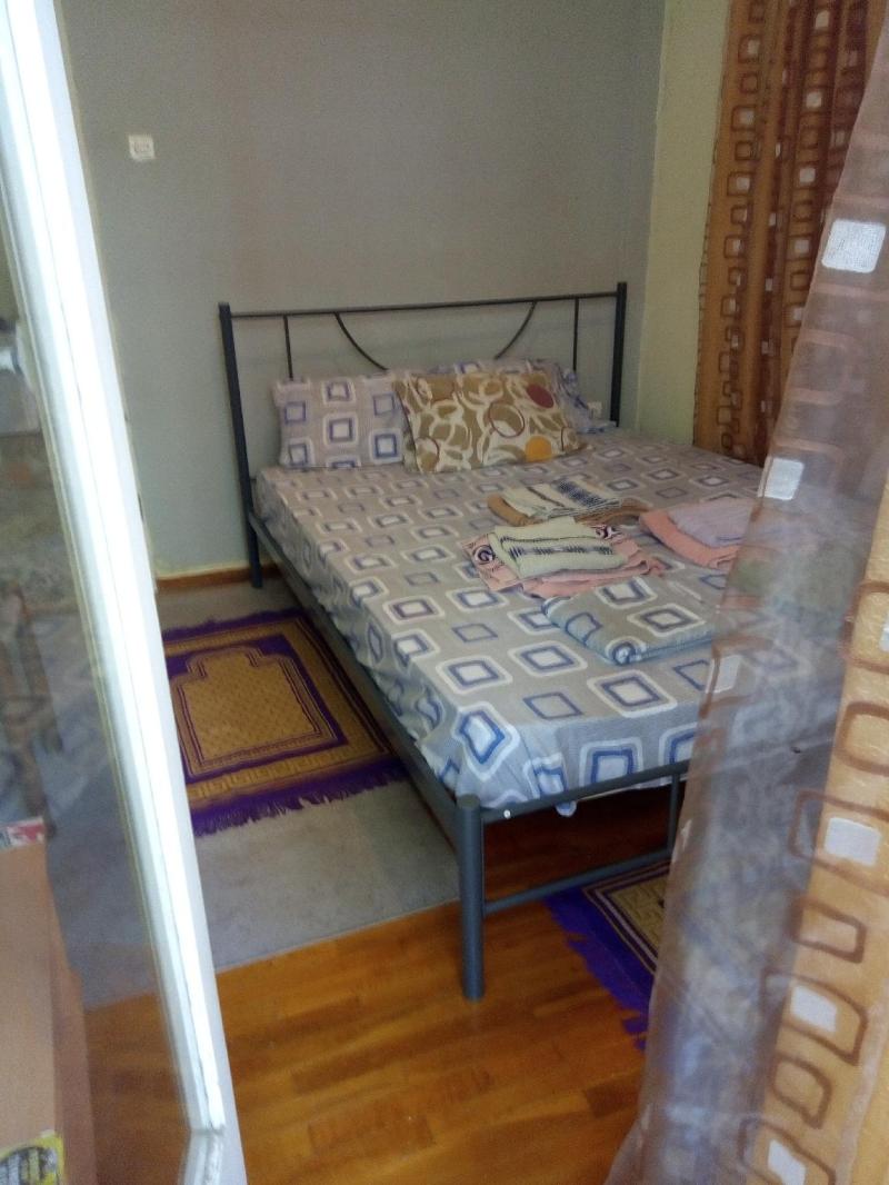 Central Apartment - image 5