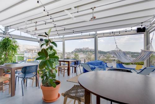 Selina Athens Theatrou - image 2