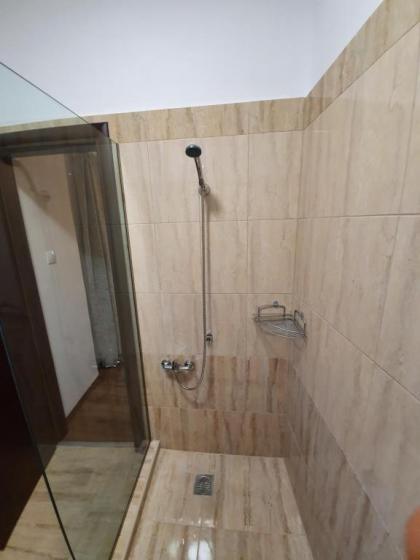 City Centre Stylish rooms - image 10