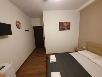 City Centre Stylish rooms - image 18