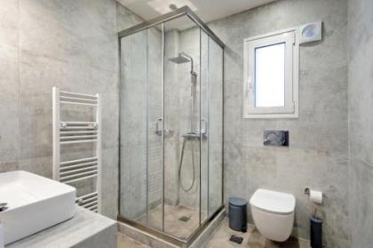 Urban Melodies Apartment - image 10