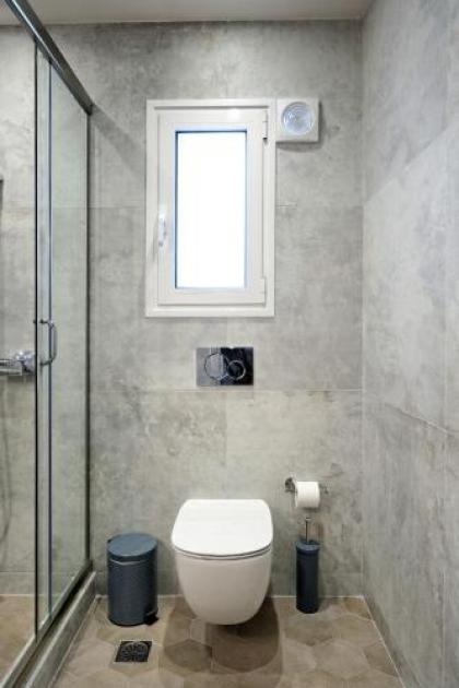 Urban Melodies Apartment - image 11