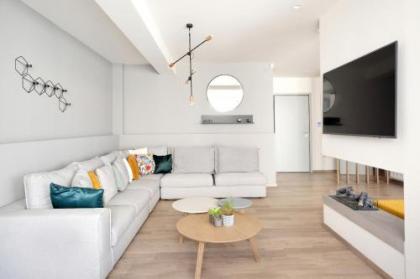 Urban Melodies Apartment - image 2