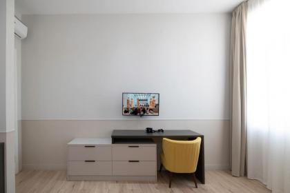 Plaka Arch Suites - image 8