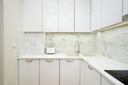 The Fancy Philosopher Apartment - image 6