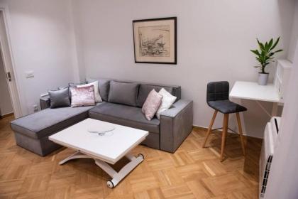 Katia Modern Apartment in Athens - image 8