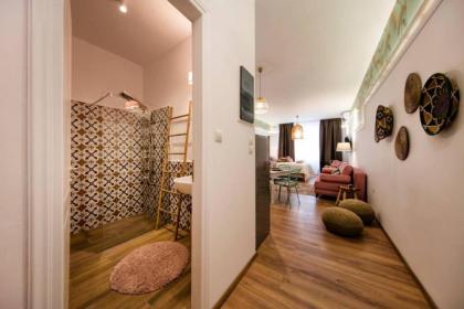 Exquisite apartment in the center of Athens - image 10