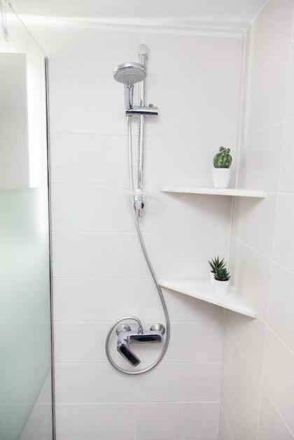 Stylish and Bright Apartment in Athens Centre!