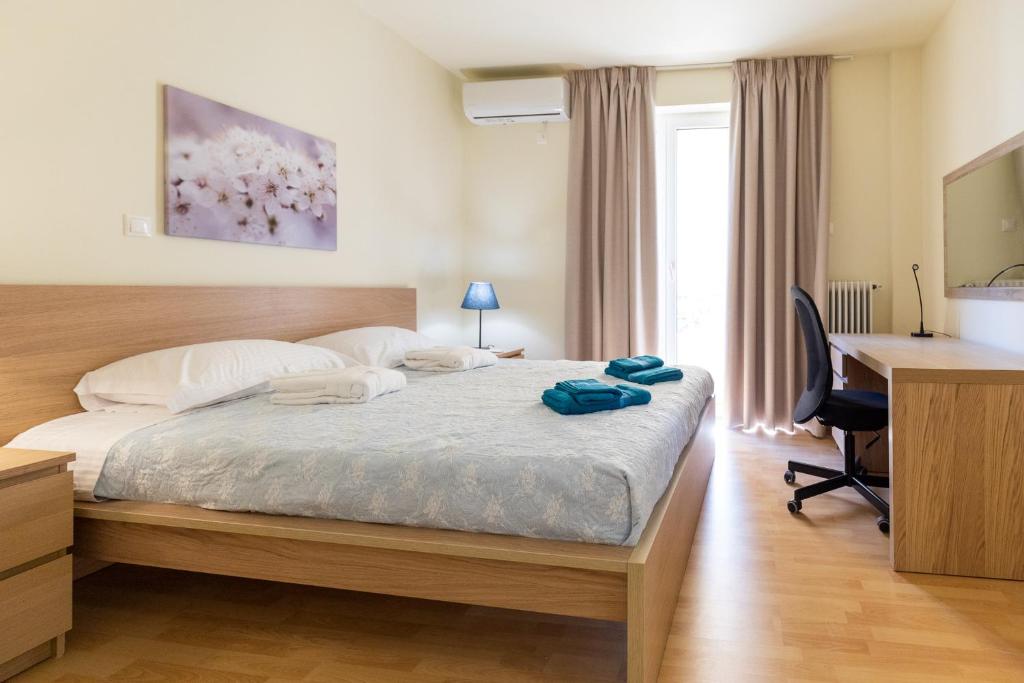 Athens Kyniska Urban Apartment - image 7
