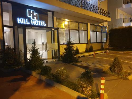 HOTEL HILL - image 5