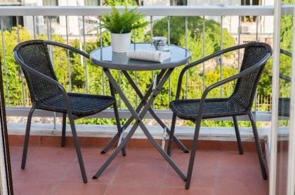 Modern Elegance In The Heart Of Athens! - image 2