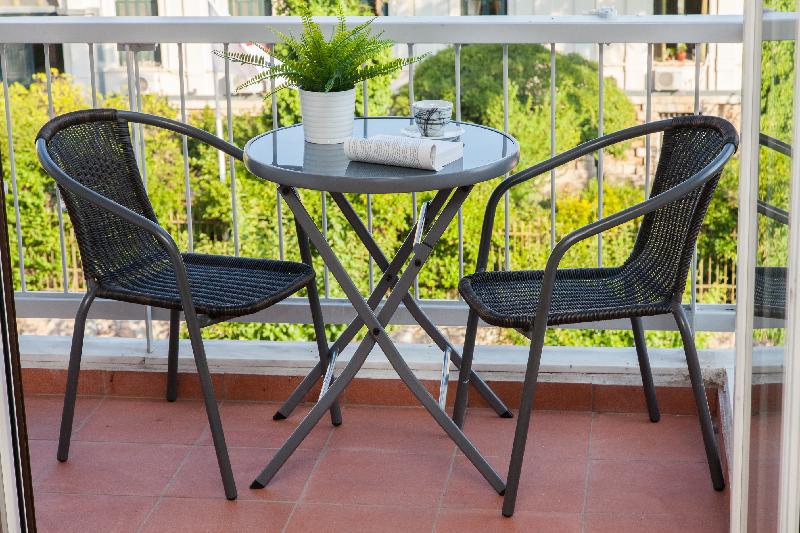 Modern Elegance In The Heart Of Athens! - image 2