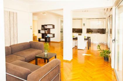 Stylish Penthouse In Athens Downtown
