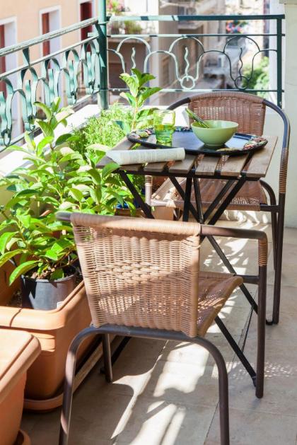 Stylish Penthouse In Athens Downtown - image 5