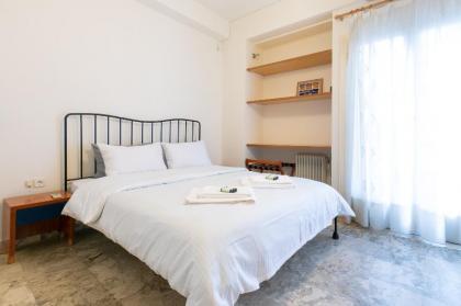 Cozy Apartment In The Heart Of Athens!