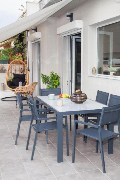  Cozy Penthouse With Stunning View To Acropolis! - image 4