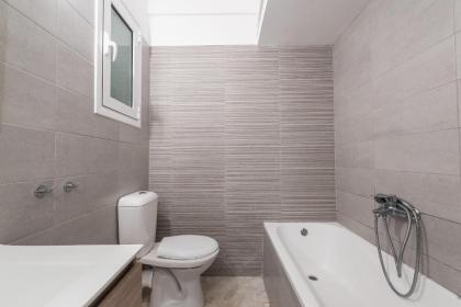 Victoria Plaza Palace Apartments - image 19