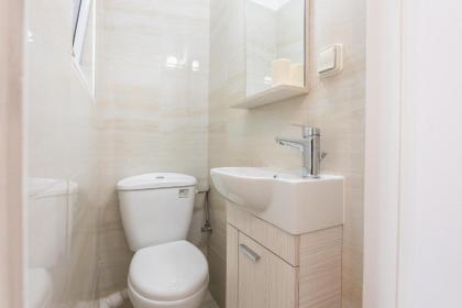 Victoria Queens Suites Apartments - image 9