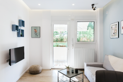 Kifissia Central Stylish Fresh Apt near Metro 1BR - image 3