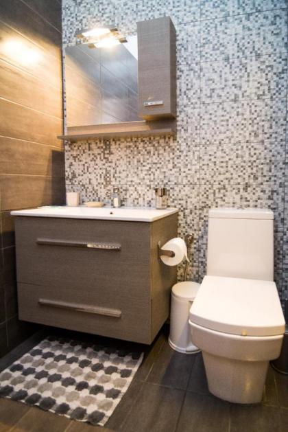 Beautiful modern Aprt with 1BR in Dt Athens