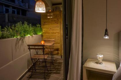 Athens Suites - Suite 201 by the Acropolis - image 3