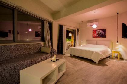 Athens Suites - Suite 201 by the Acropolis - image 4