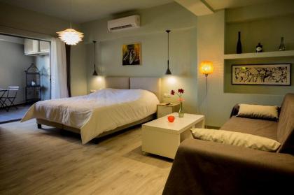 Athens Suites - Suite 202 by the Acropolis - image 2