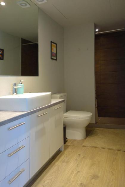 Athens Suites - Suite 203 by the Acropolis - image 5