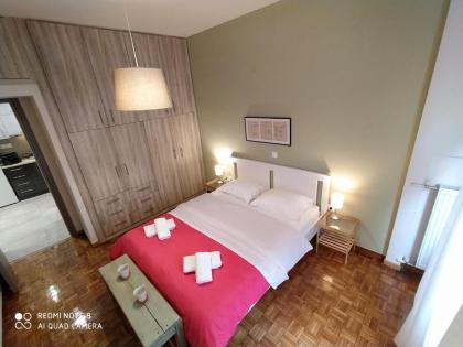 Athens Lycabettus Luxurious Loft - image 16