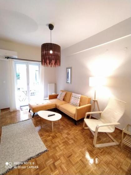 Athens Lycabettus Luxurious Loft - image 4