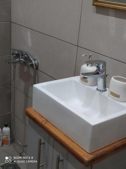 Athens Lycabettus Luxurious Loft - image 6