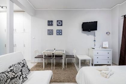 Beautiful studio at Panathenaic Stadium - image 9
