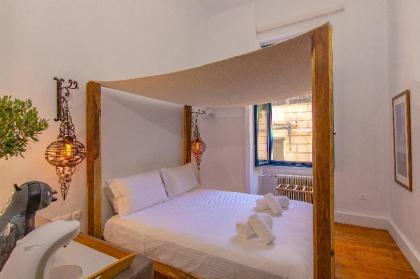 Art Pantheon - Suites & Apartments - image 18