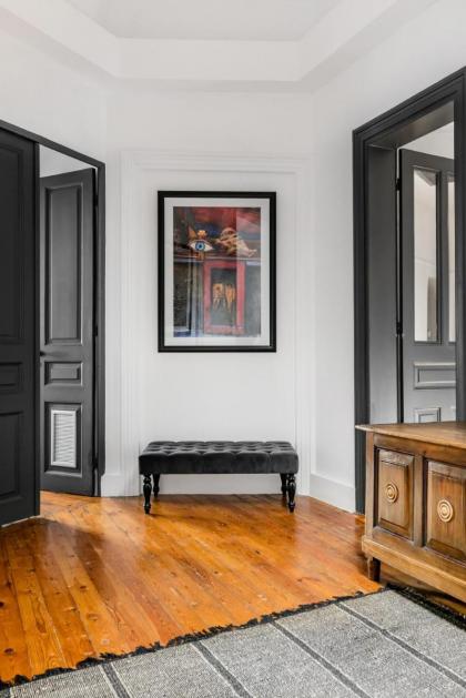 Art Pantheon - Suites & Apartments - image 19