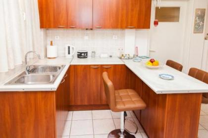 Vintage Apartment in Downtown Athens! - image 13