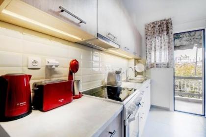 Gazi apartment with Acropolis views - image 11