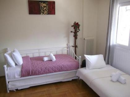 Gazi apartment with Acropolis views - image 5
