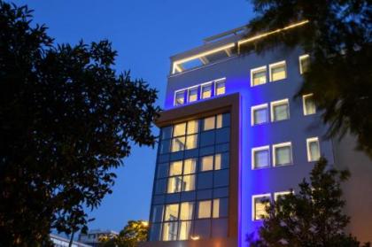 The Convo Syngrou Apartments - image 1