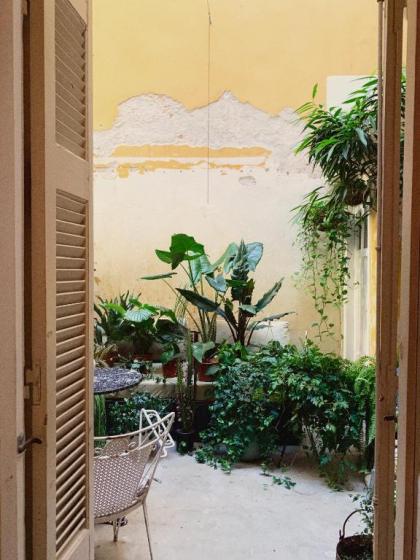 Shila Athens - image 19