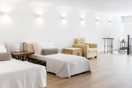 Azelia Suites - Acropolis View - image 9