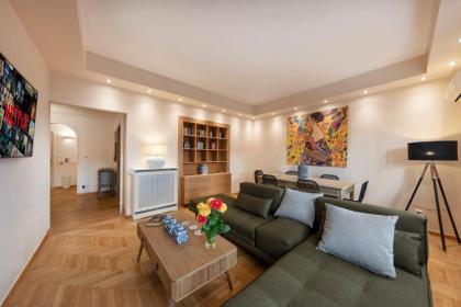 Kolonaki 2 Bdr apartment - image 2