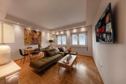 Kolonaki 2 Bdr apartment - image 4