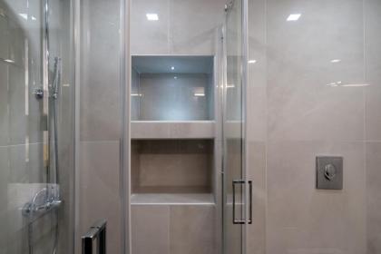 Ermou Athens City Center Apartment - image 2