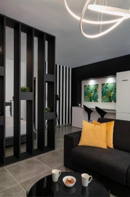 Ermou Athens City Center Apartment - image 7