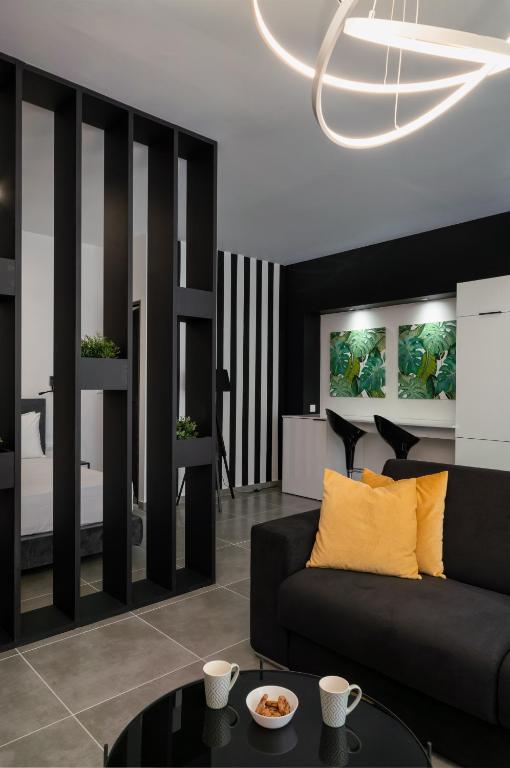Ermou Athens City Center Apartment - image 7