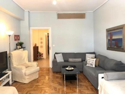 Koukaki Acropolis Apt Great Location - image 3