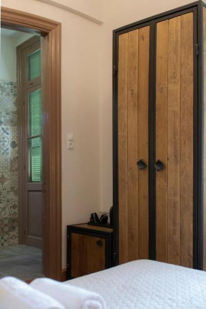 Beautiful City Suites - image 16