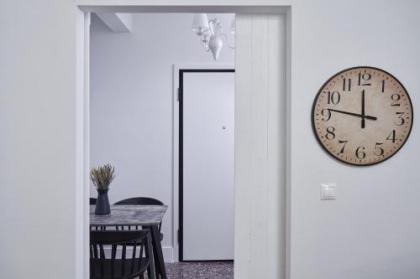 Stylish Apt next to the Archeological Museum - image 9