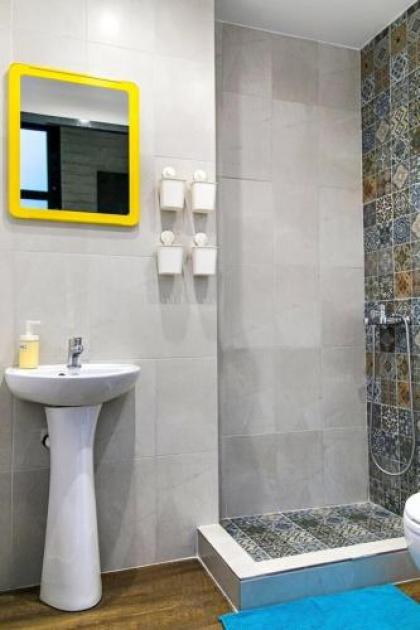 Iconic Athens Hostel - image 13